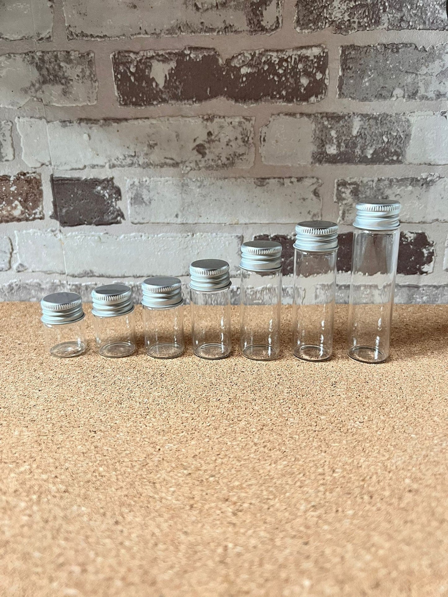 Mini Glasfläschchen mit Alu Schraubverschluss
