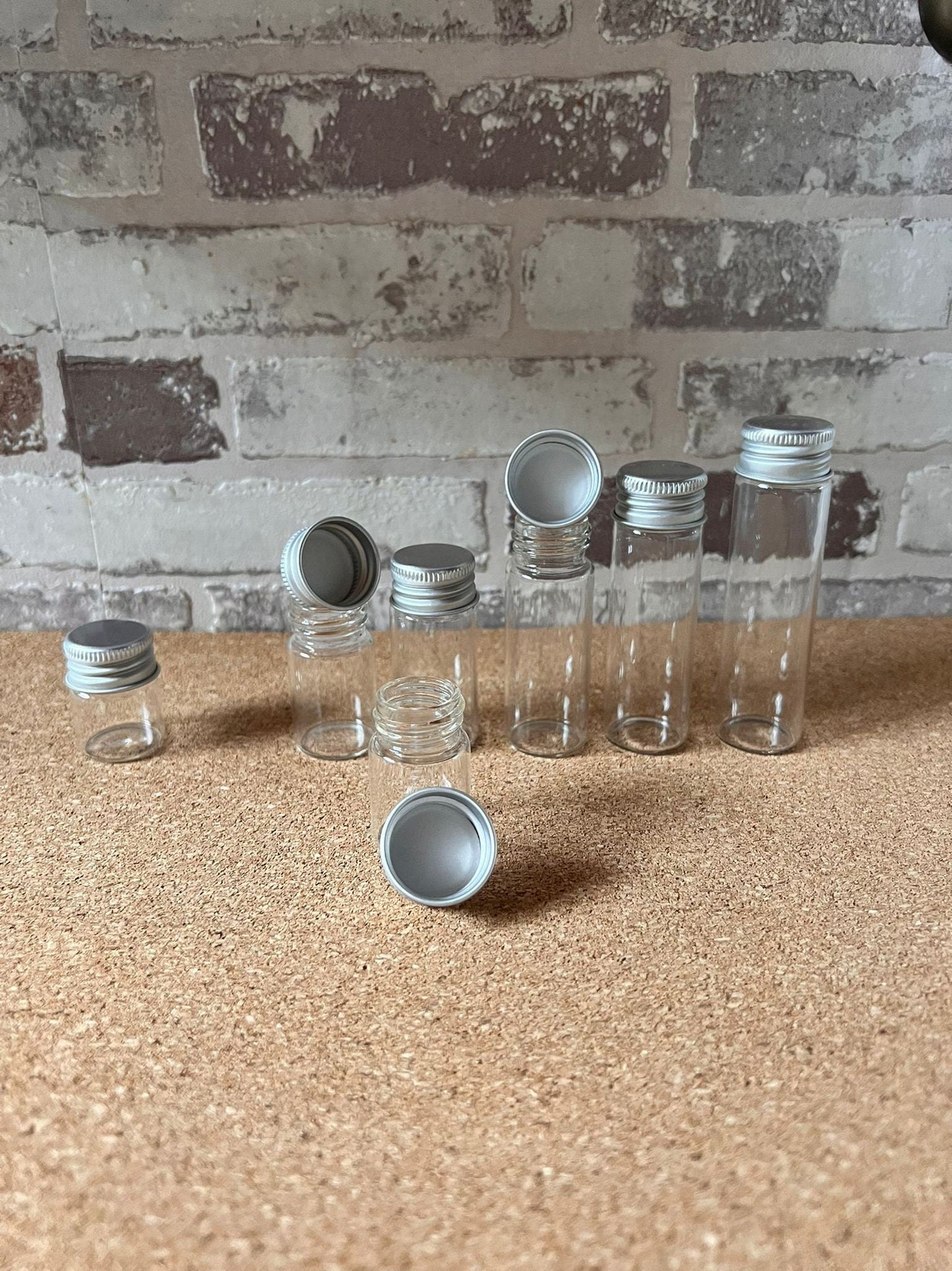 Mini Glasfläschchen mit Alu Schraubverschluss