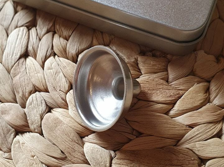 Mini stainless steel funnel